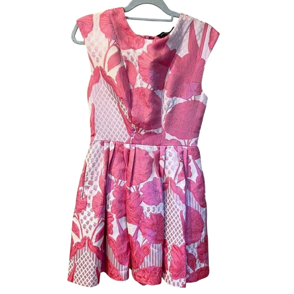Kaya & Sloane Pink Floral Jacquard Fit and Flare Dress M Sleeveless Pleated